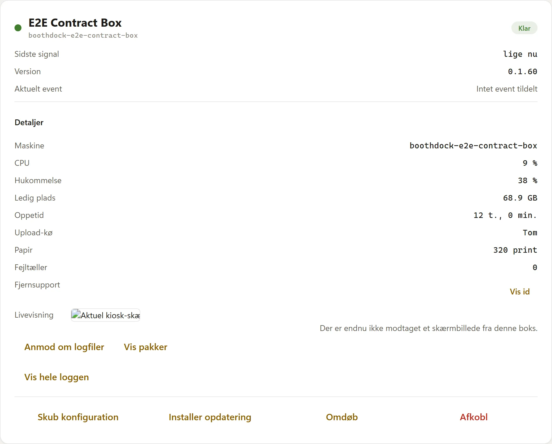 Fjernstyring i boksdetaljen i Hub'en: „Start opdatering" og „Afkobl"