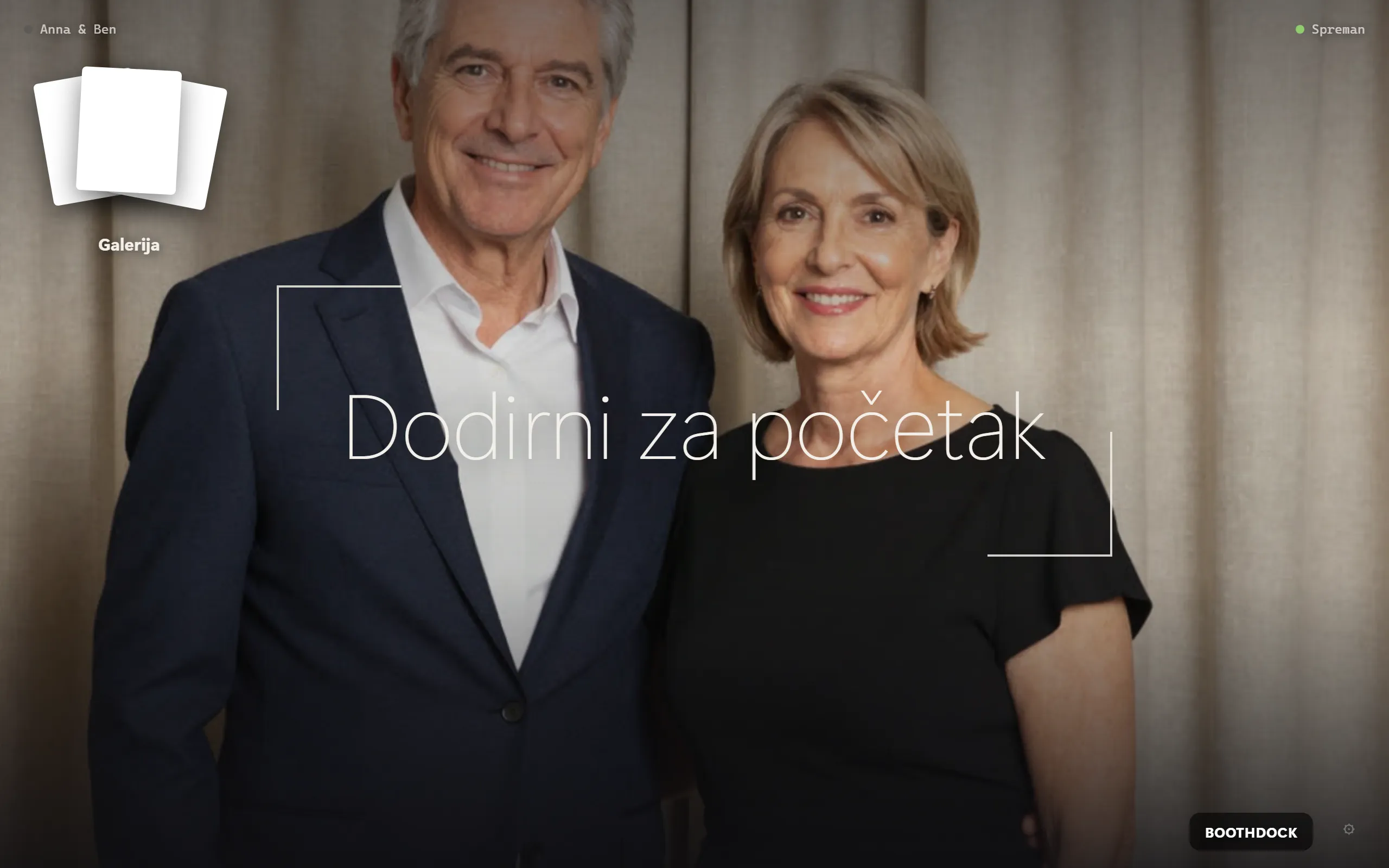 Kiosk za goste na boxu: „Dodirni za početak" s prikazom uživo