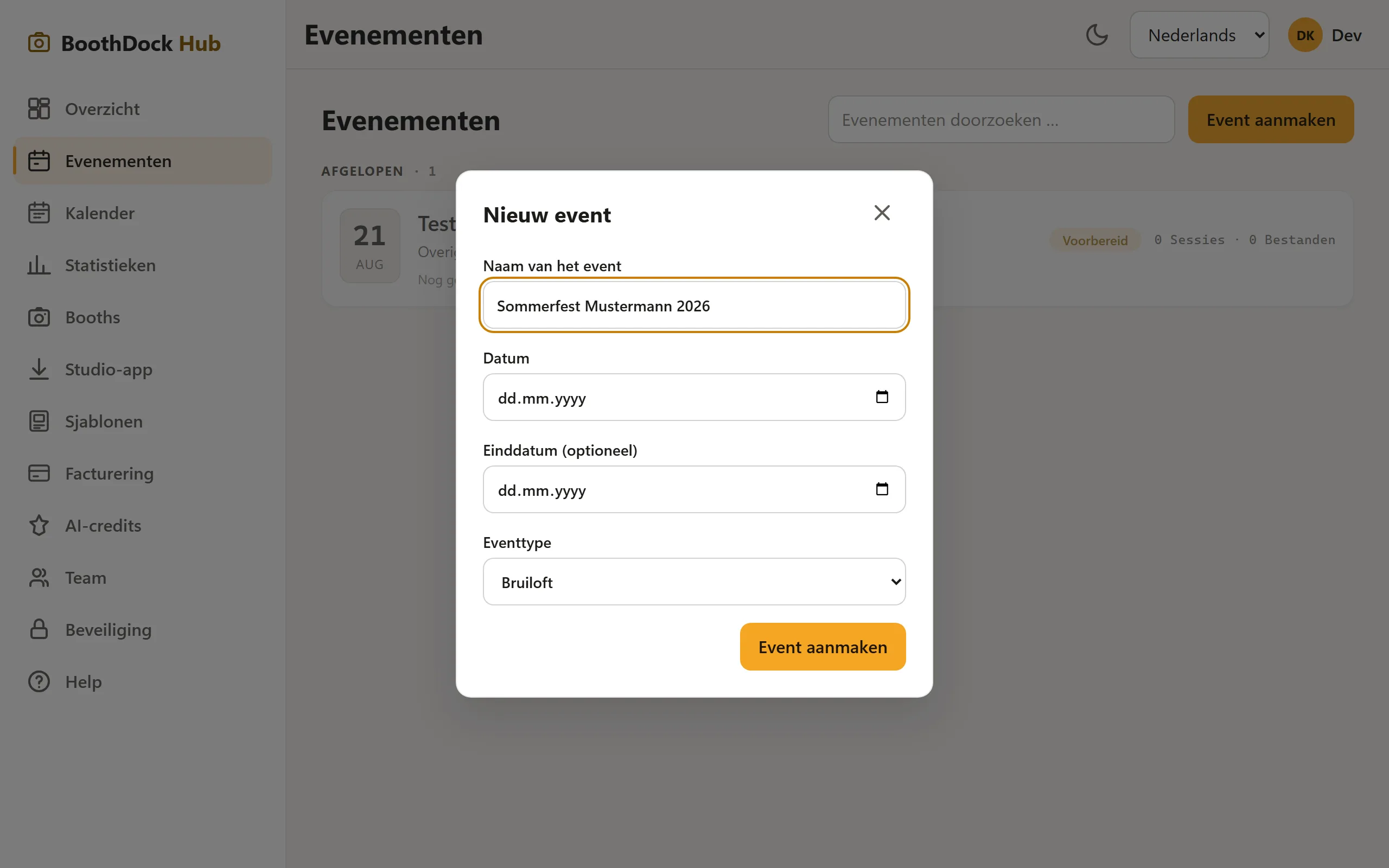 Het dialoogvenster „Nieuw evenement" met naam, datum en evenementtype
