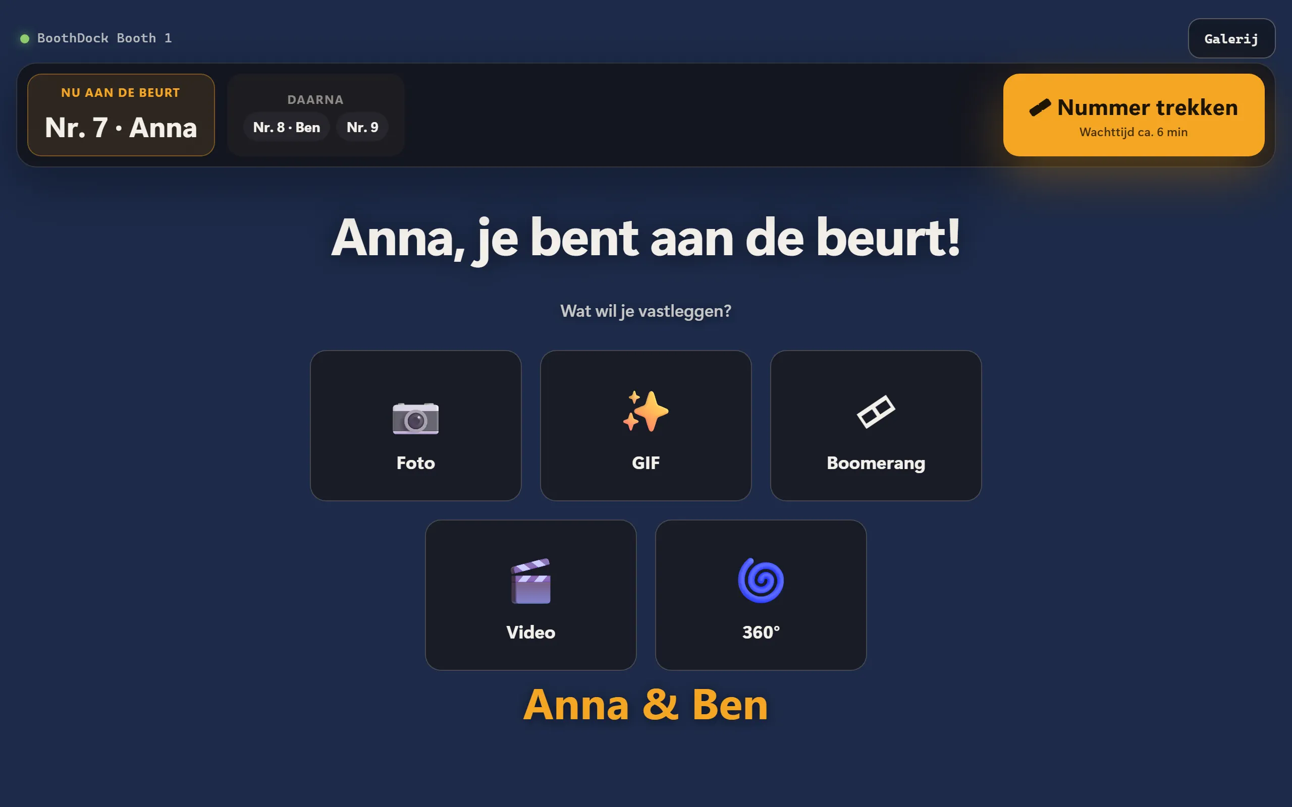 Het station: gasten kiezen de modus, de box neemt op